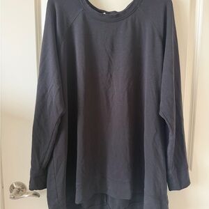 Livi Active Black Sweatshirt Size 22/24